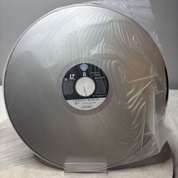 1998 A Perfect Murder Laser Disc Michael Douglas - Picture 3 of 3